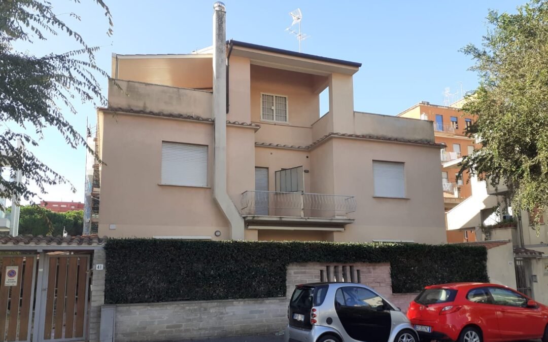 Trilocale Ladispoli Via Fiume IM03